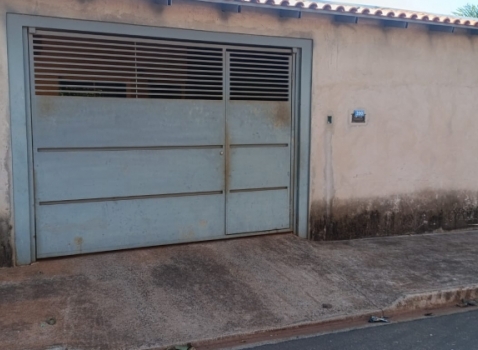 Casa no bairro José Guimarães 